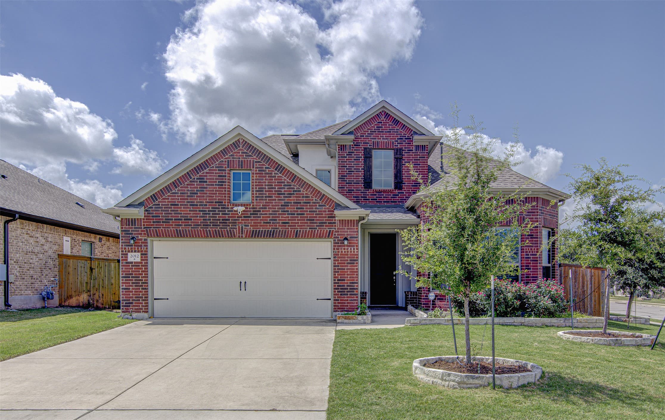 2012 La Gabriella Dr
