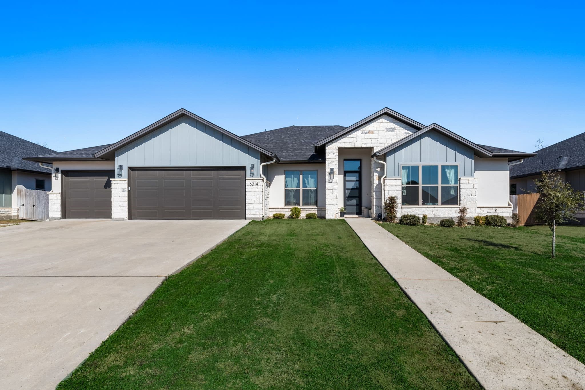 6214 Brasada Ln