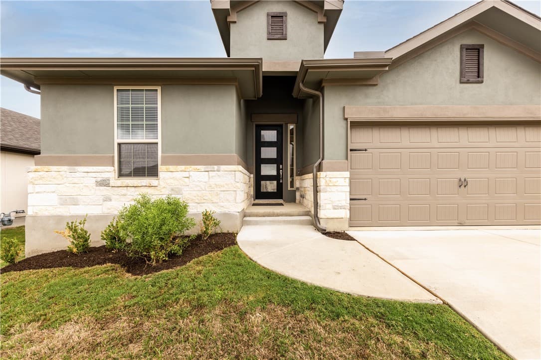 4108 Promontory Point Trl