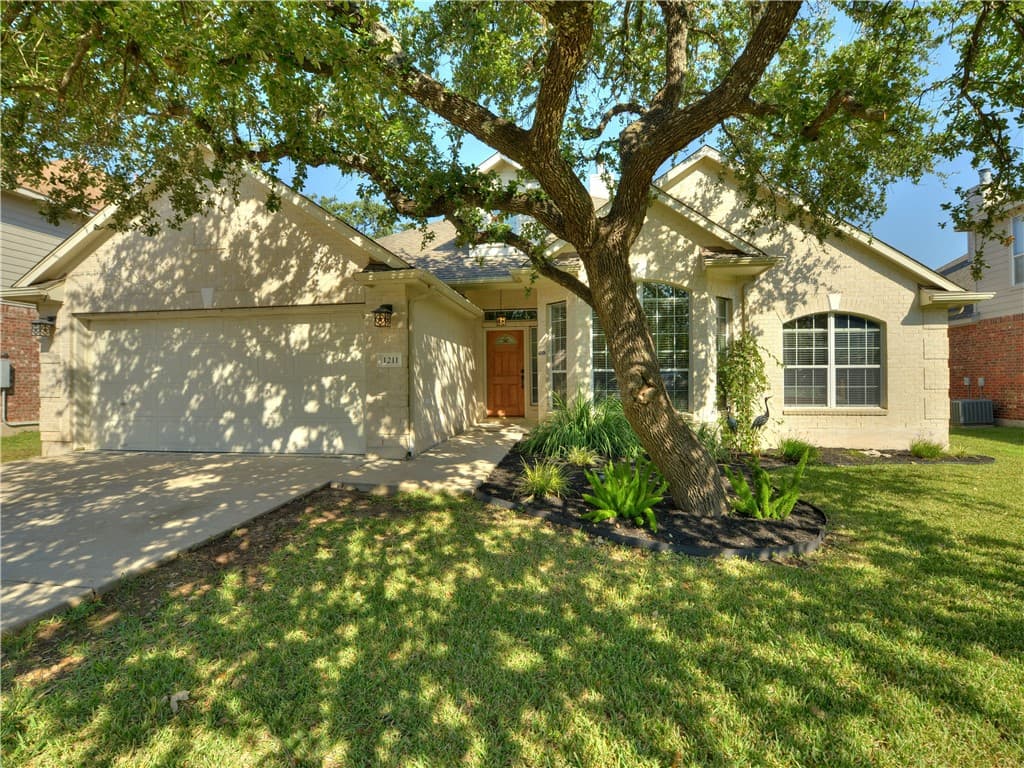 1211 Rutherford Dr