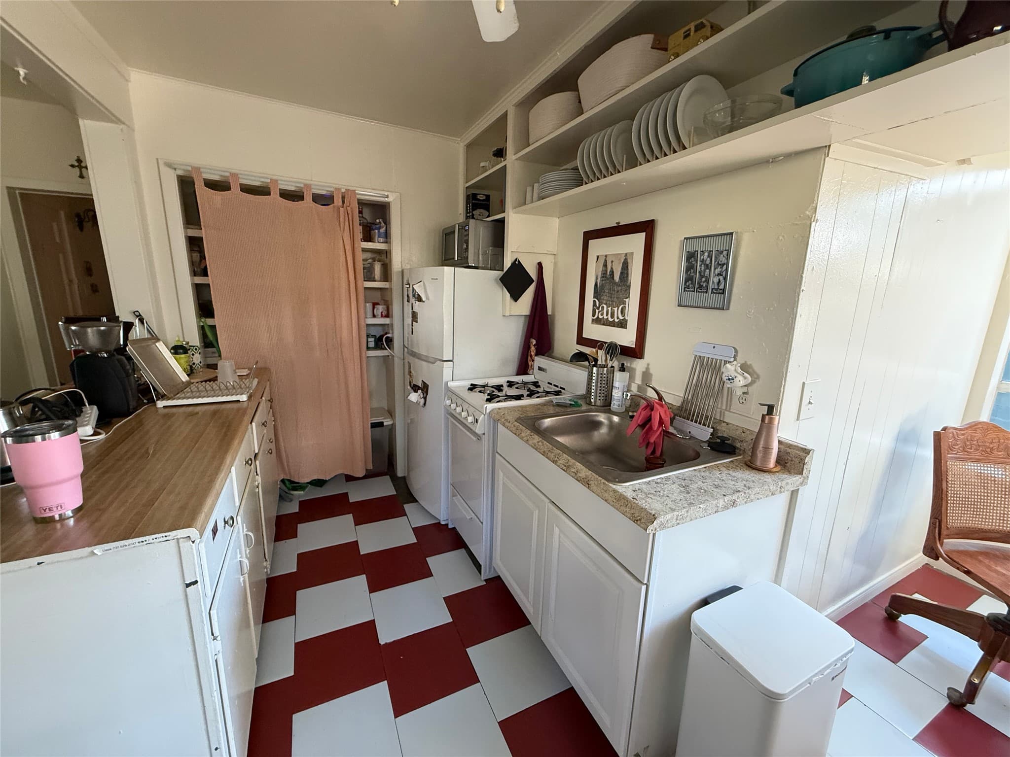 Gallery image 3