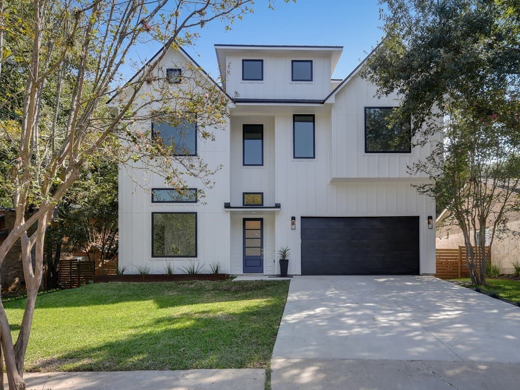 3405 Rain Forest Dr