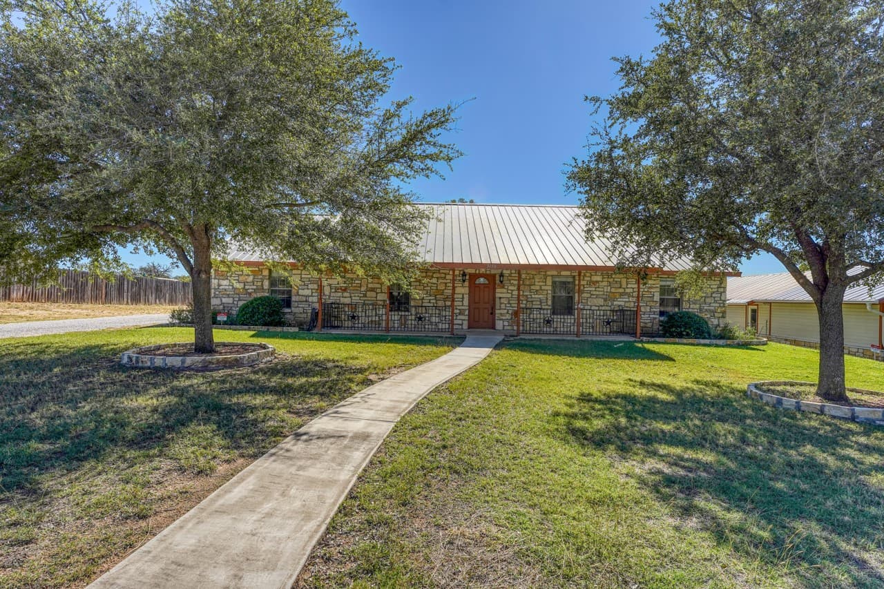 3150 Hermosa Dr