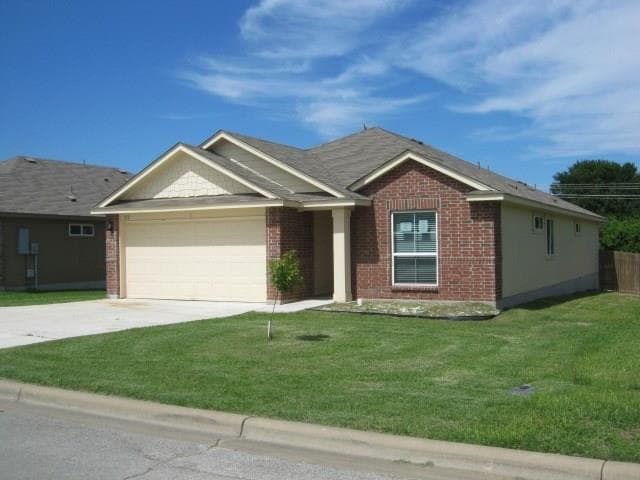 152 Falcon Dr
