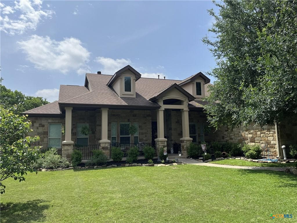 1105 Bella Risa Dr