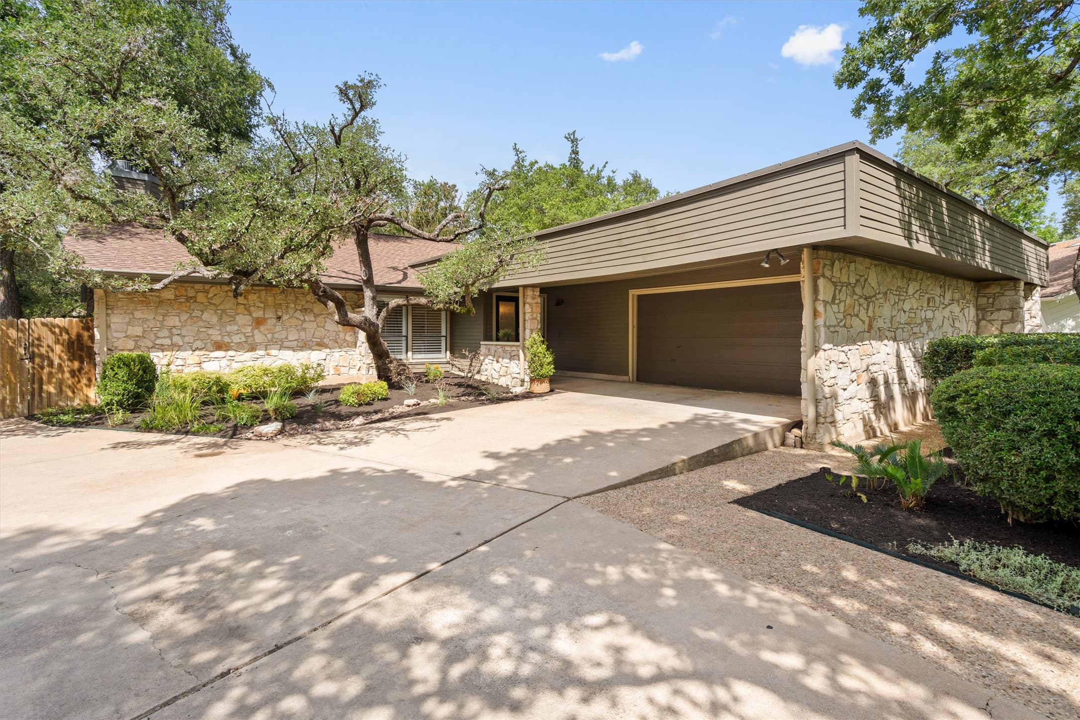 10505 Ronwood Dr