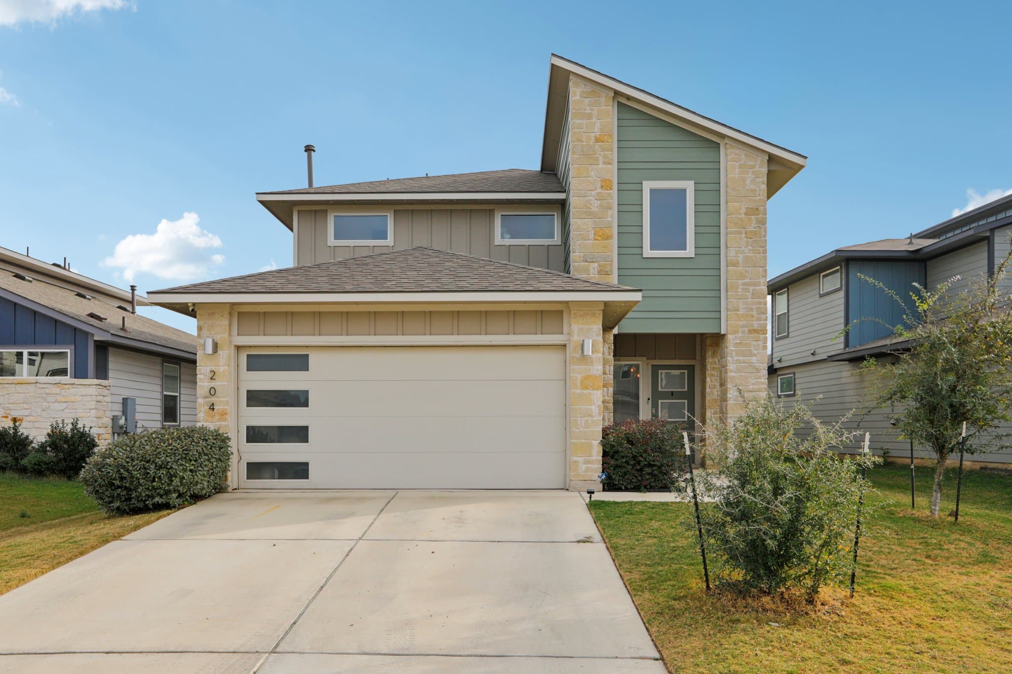 204 Cupreata Ln
