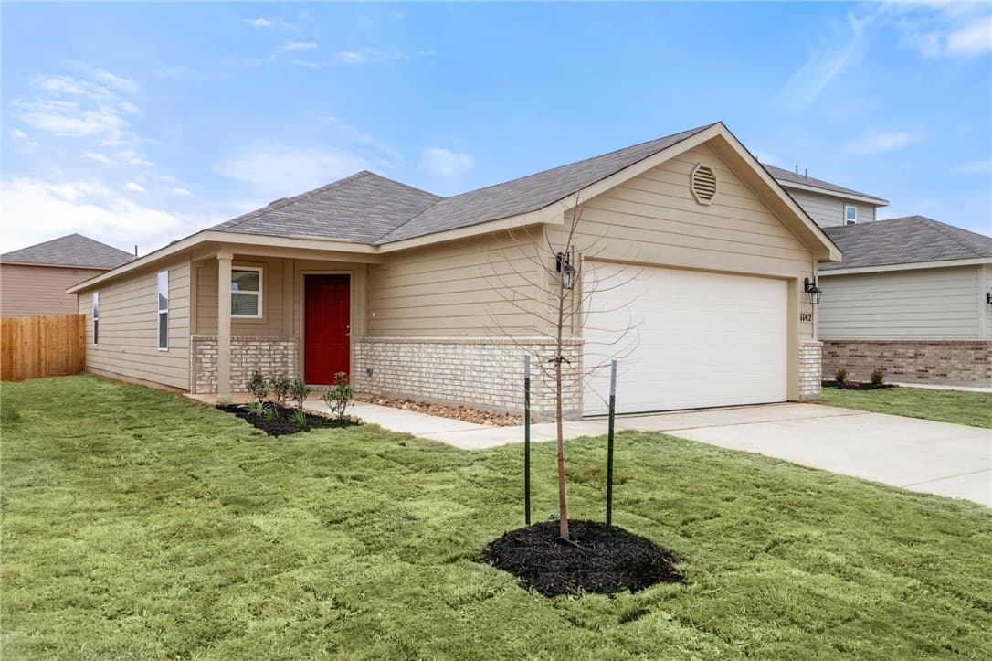 1142 Gracie Way