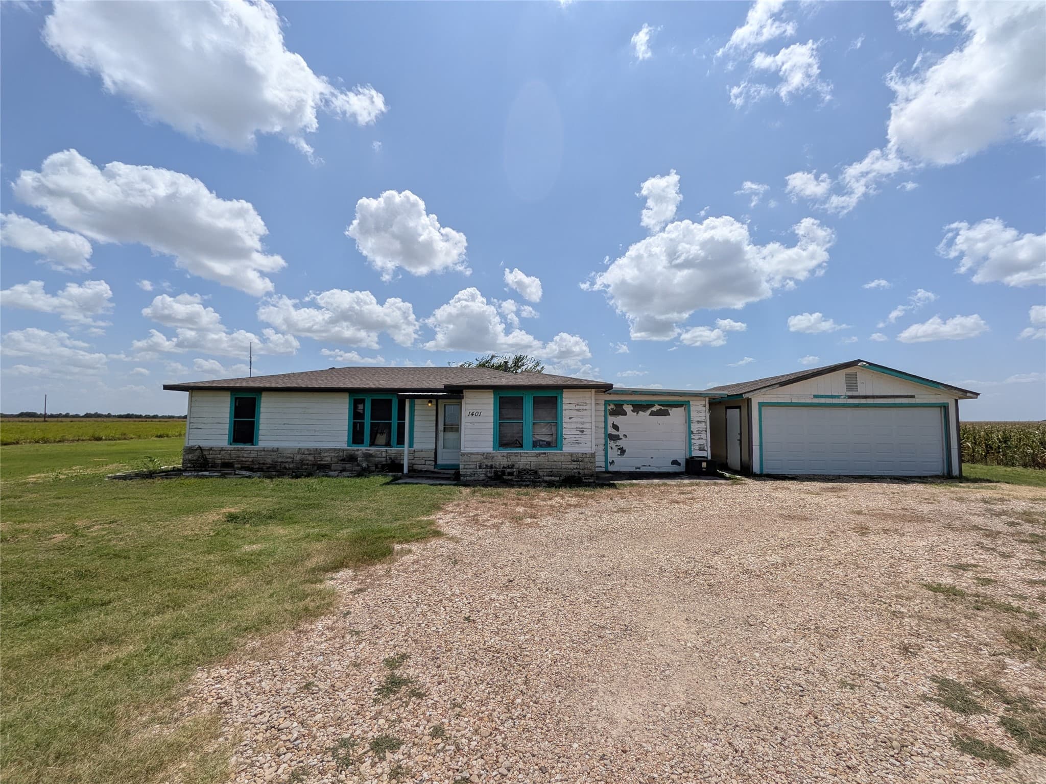 1401 N Highway 95