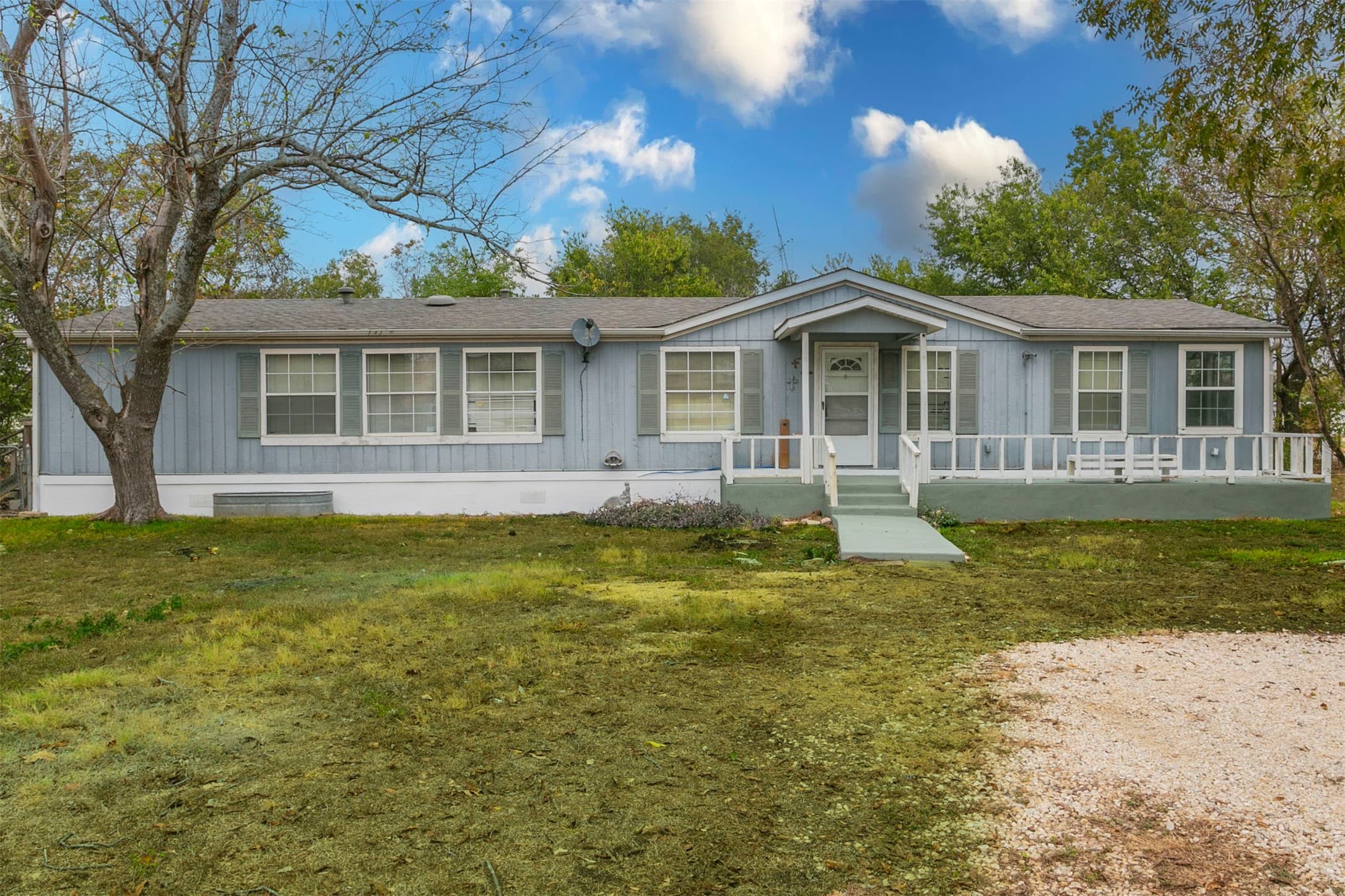 303 E Curry St
