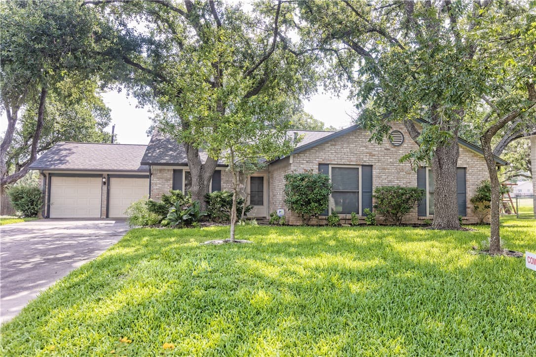 1503 Wood Rock Dr