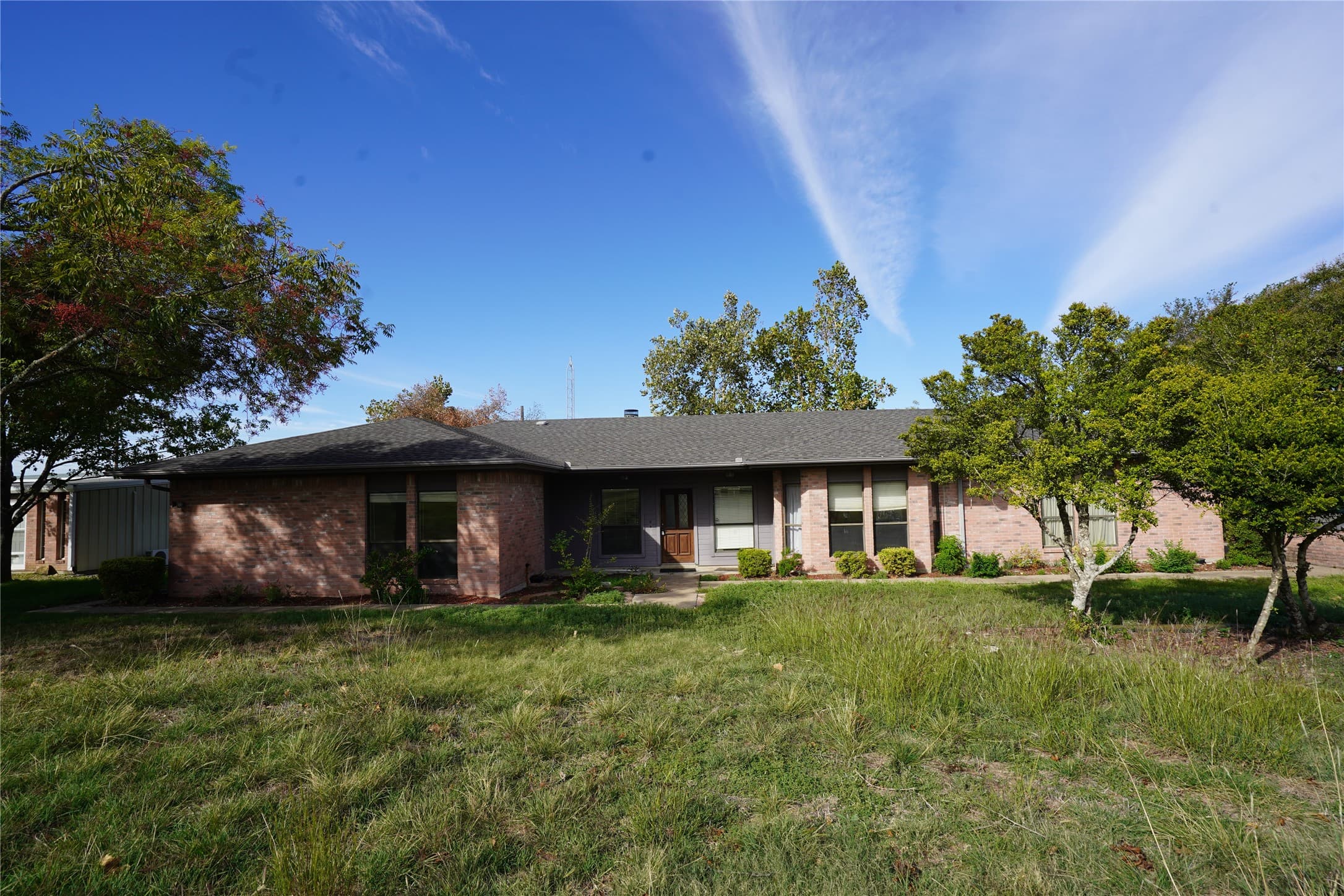 6 Westview Dr
