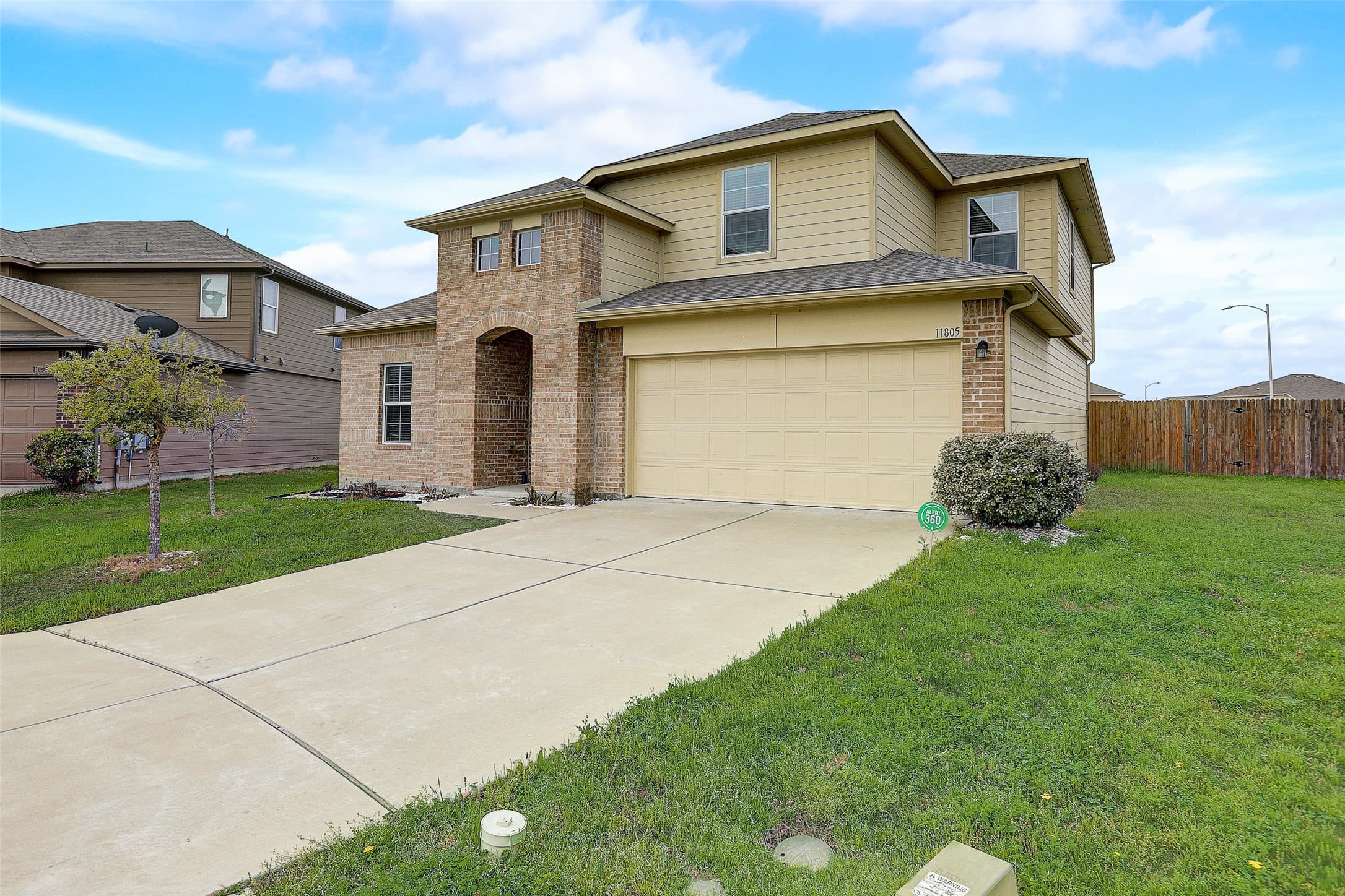 Main property image