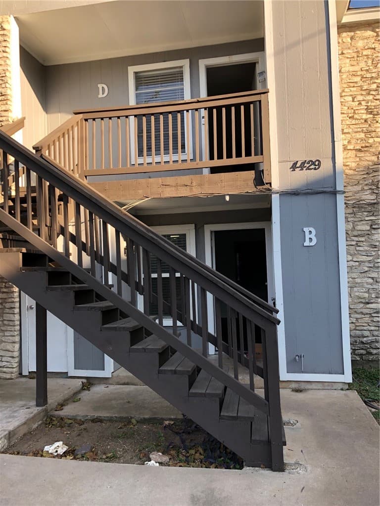 Main property image