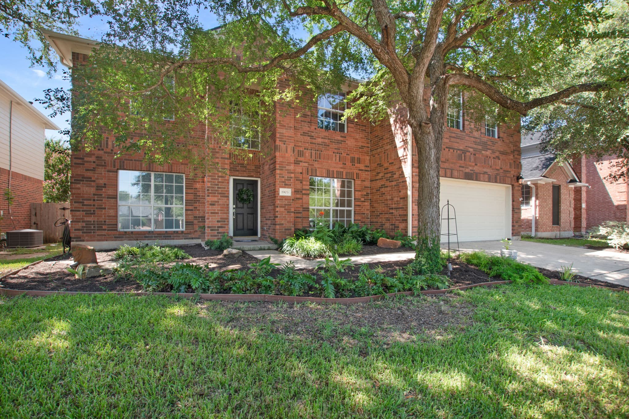 1903 Springwater Dr