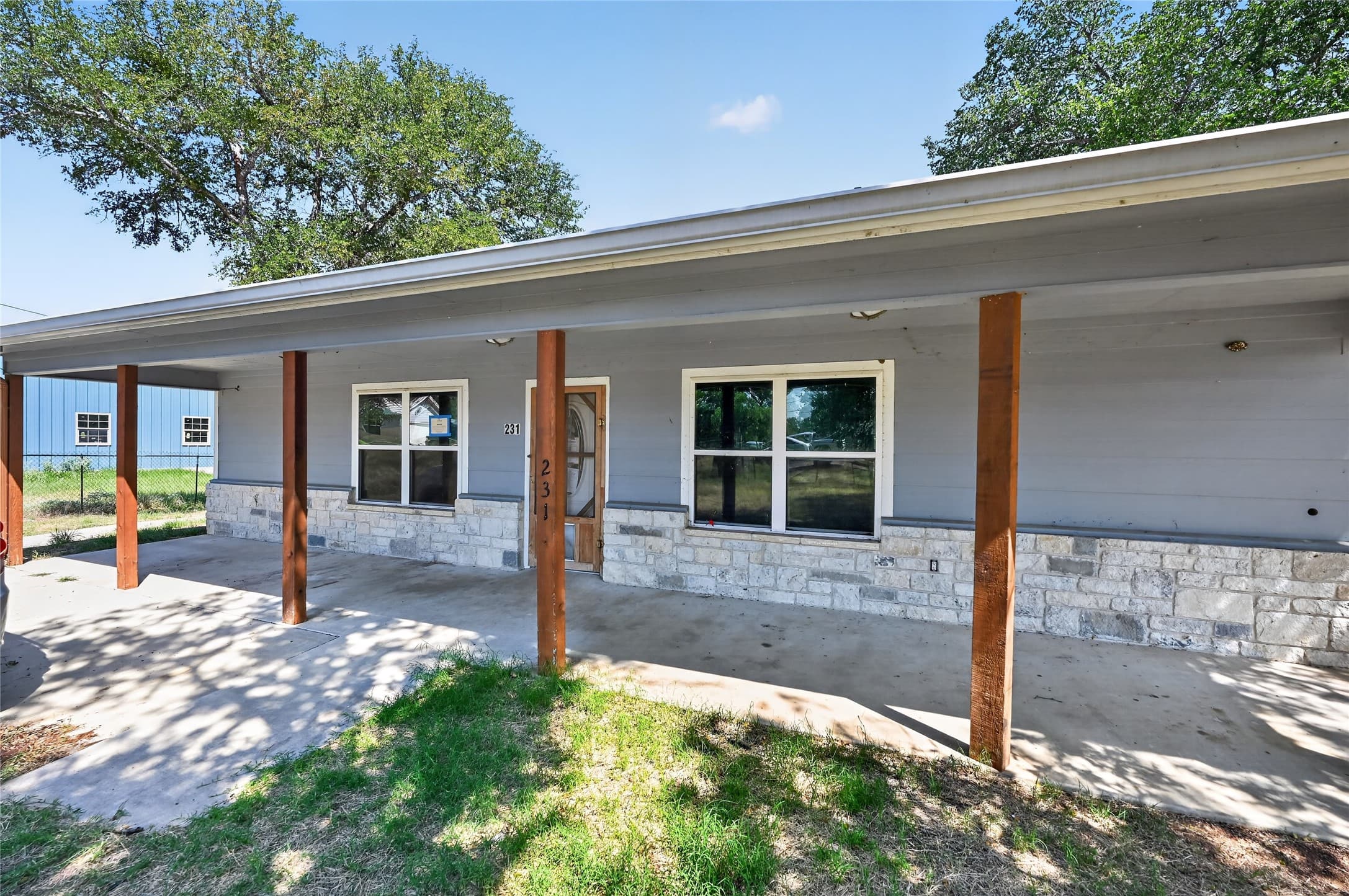 231 Deer Dr