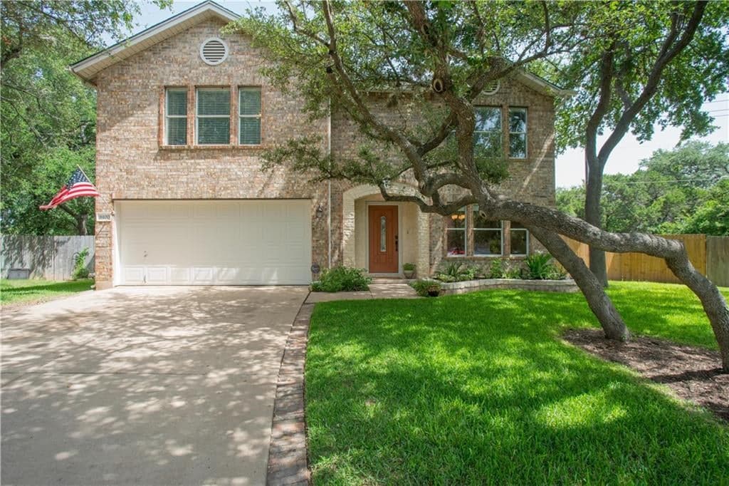 8400 Axis Dr