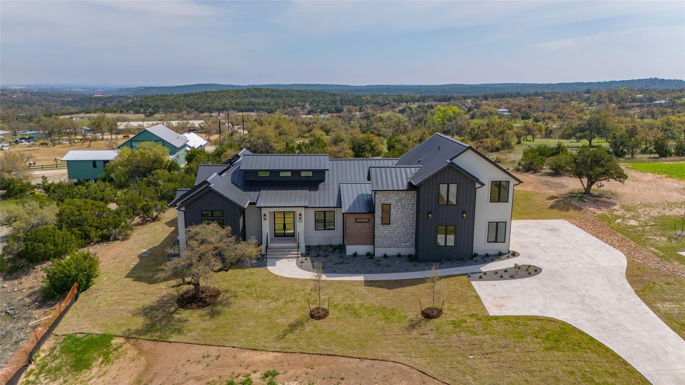 6317 Caudill Ln