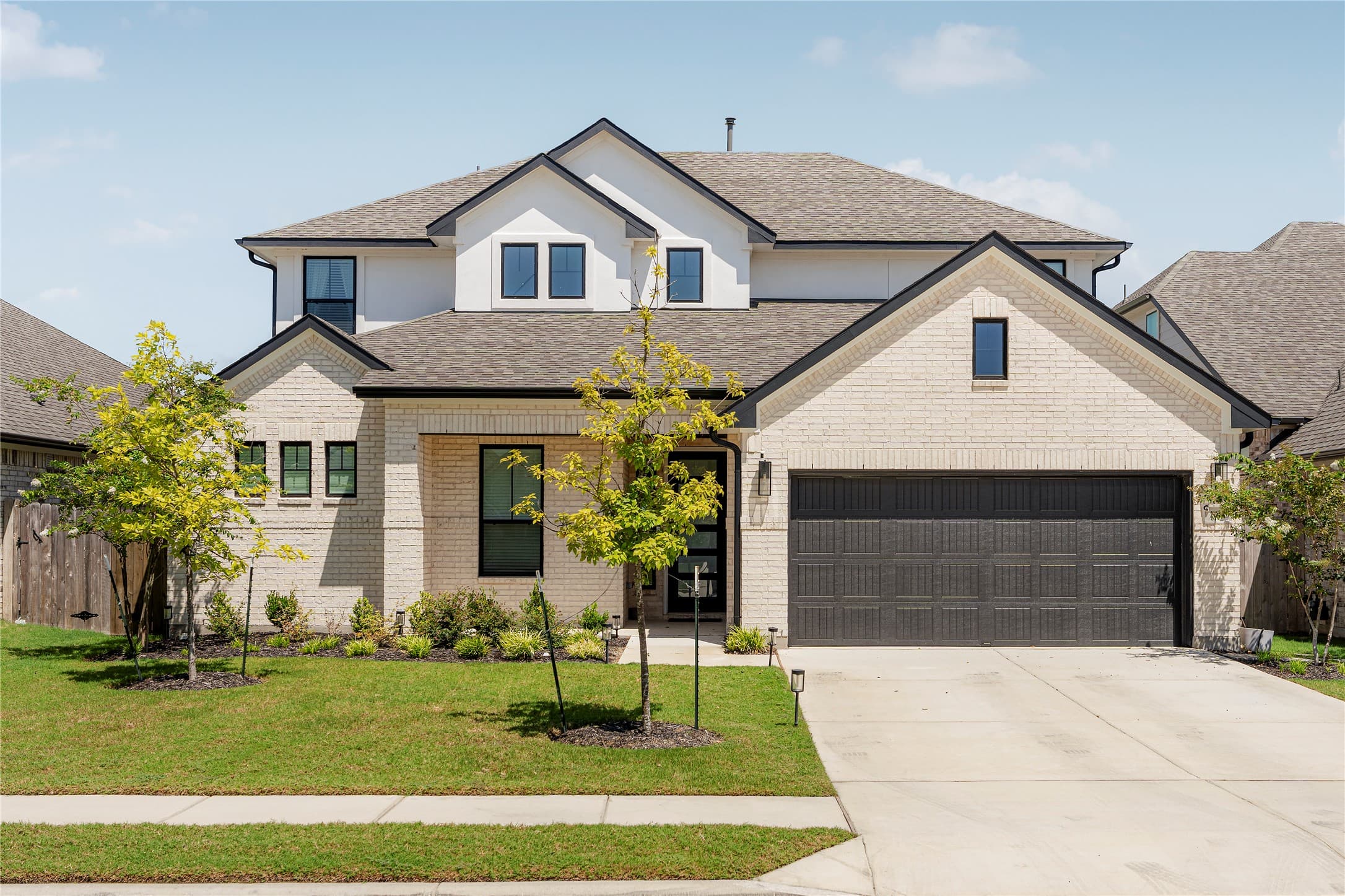 20225 Dustin Ln