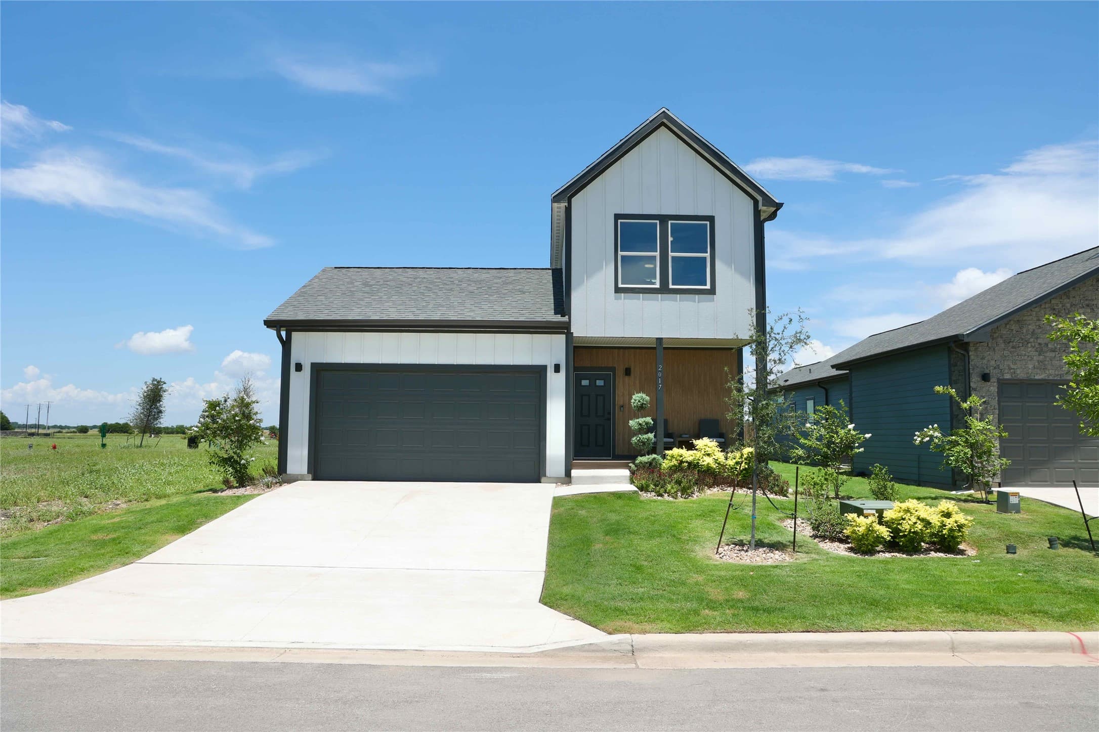 2017 Applewood Dr