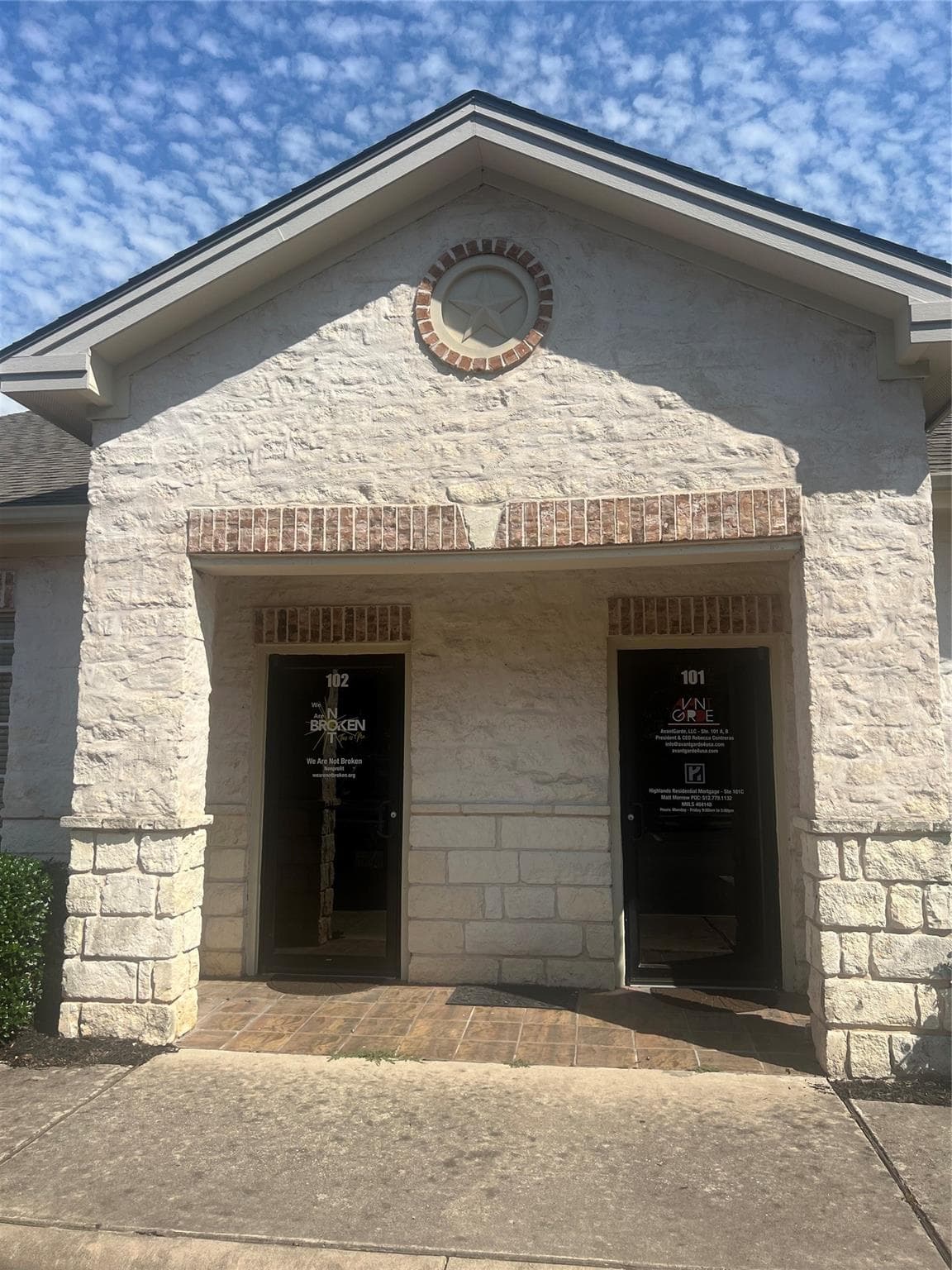 3011 Dawn Dr Ste 102