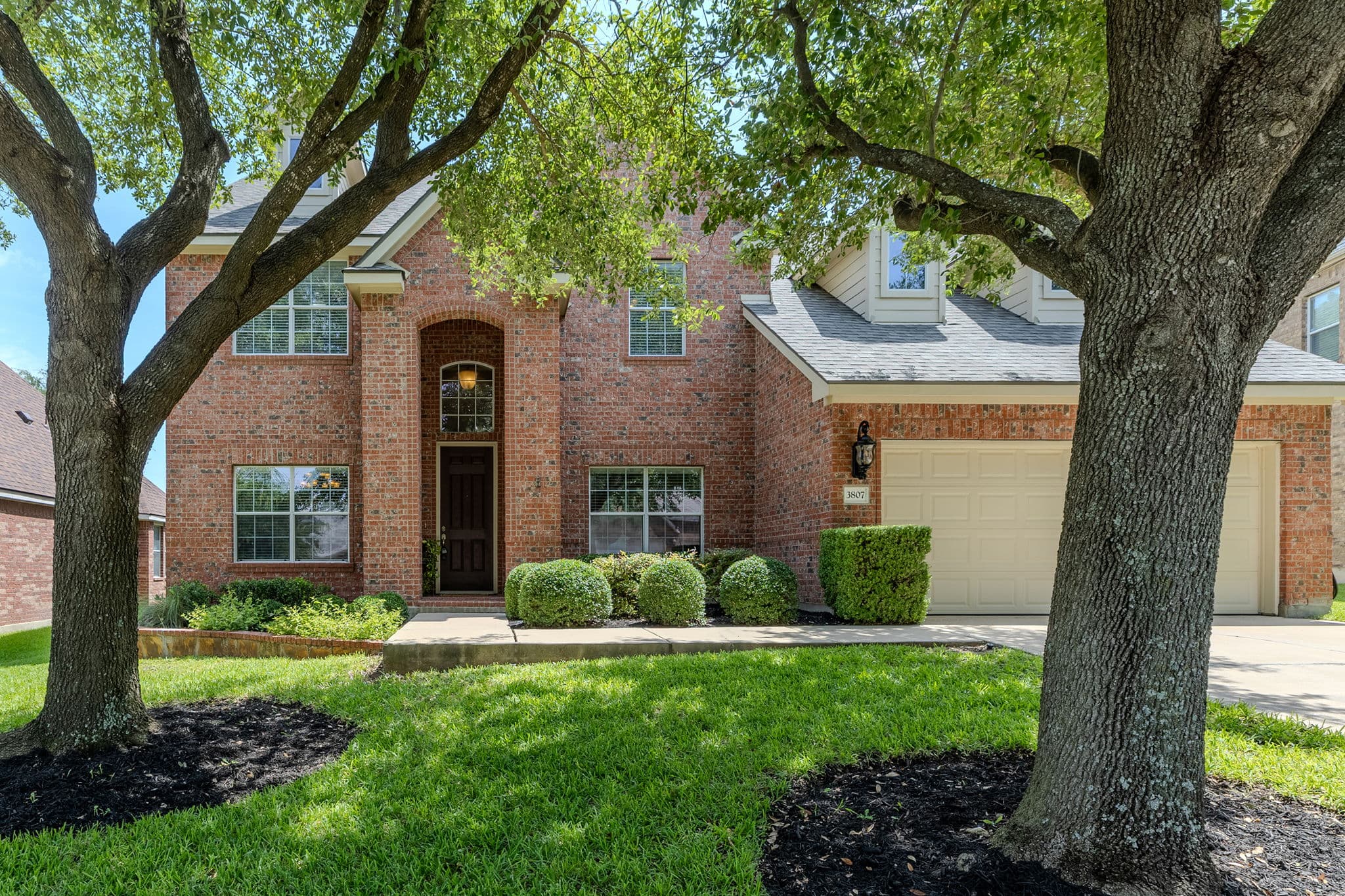 3807 Cypress Point Cv