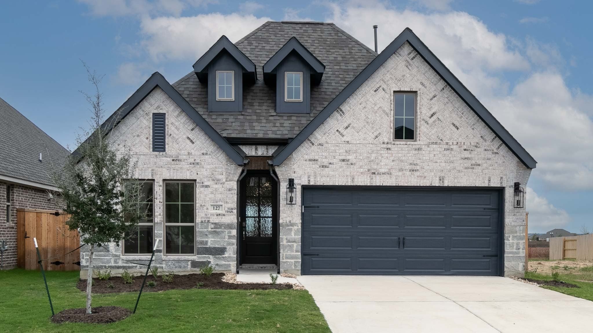 Main property image