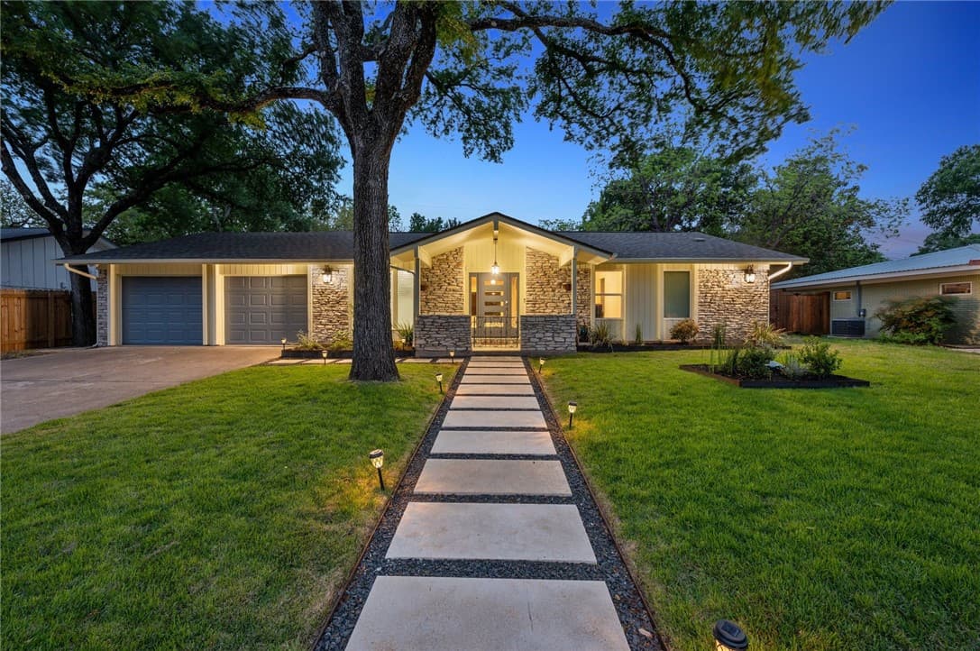3209 Nancy Gale Dr