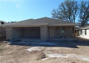 816 Elijah Ln