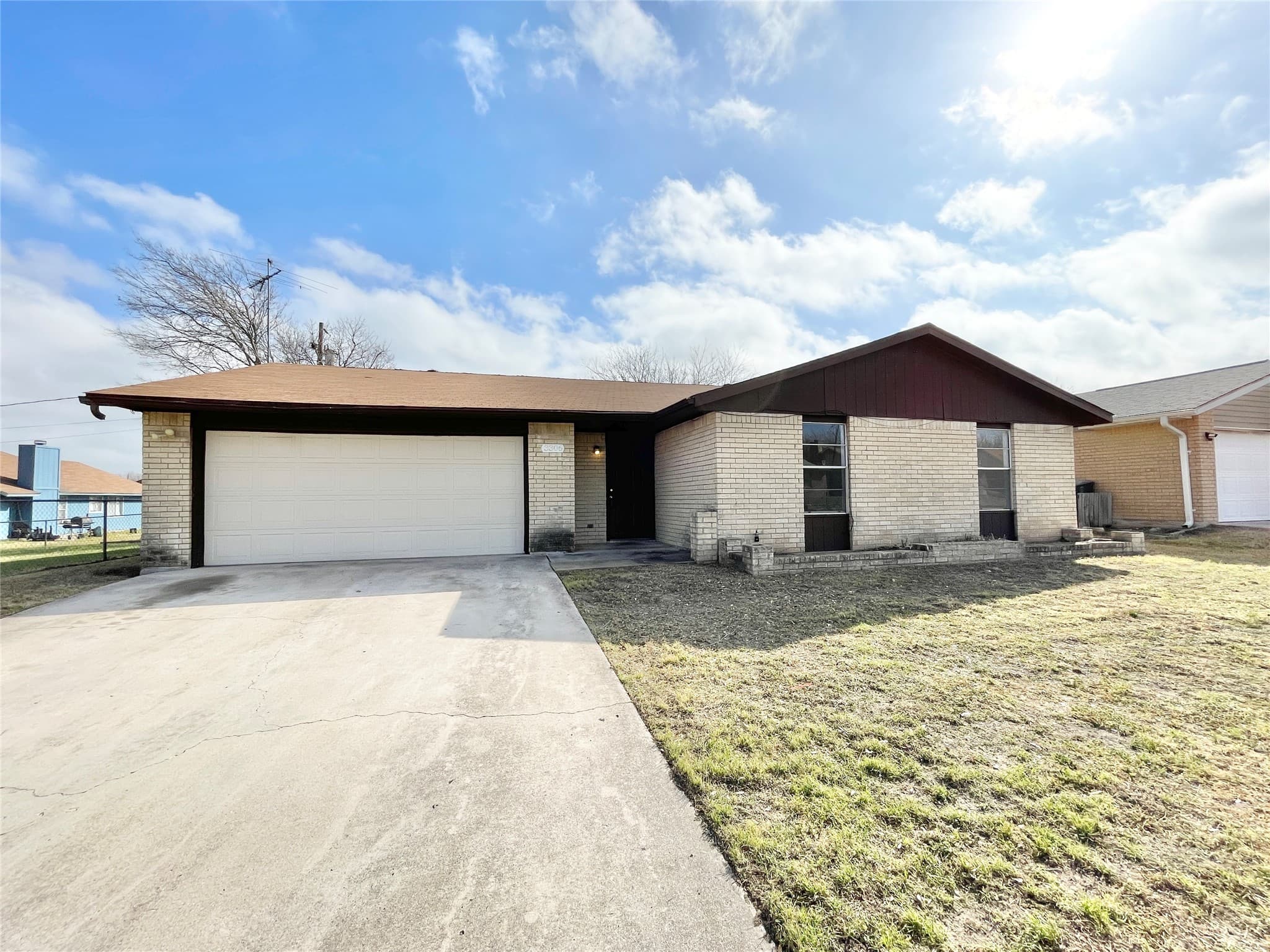 3306 Johnson Dr