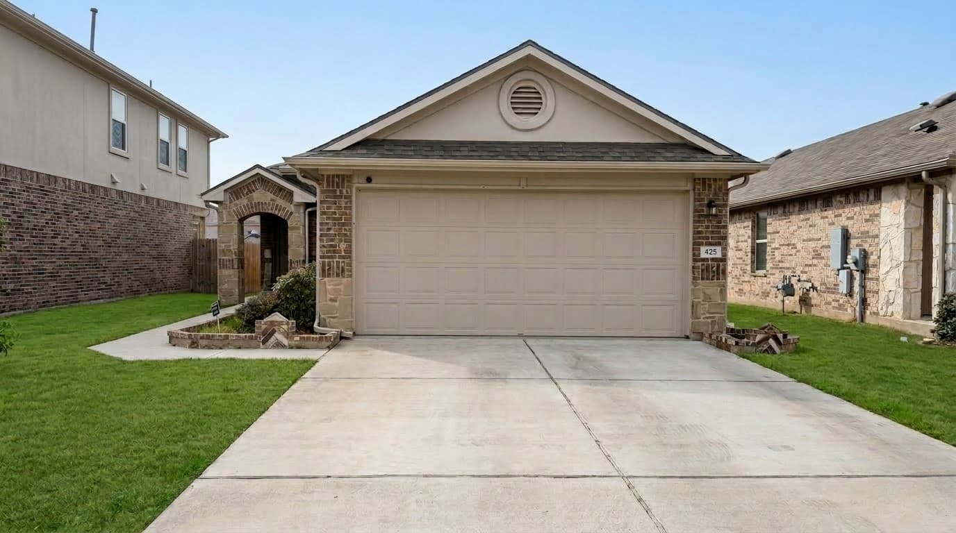 425 Shiner Ln
