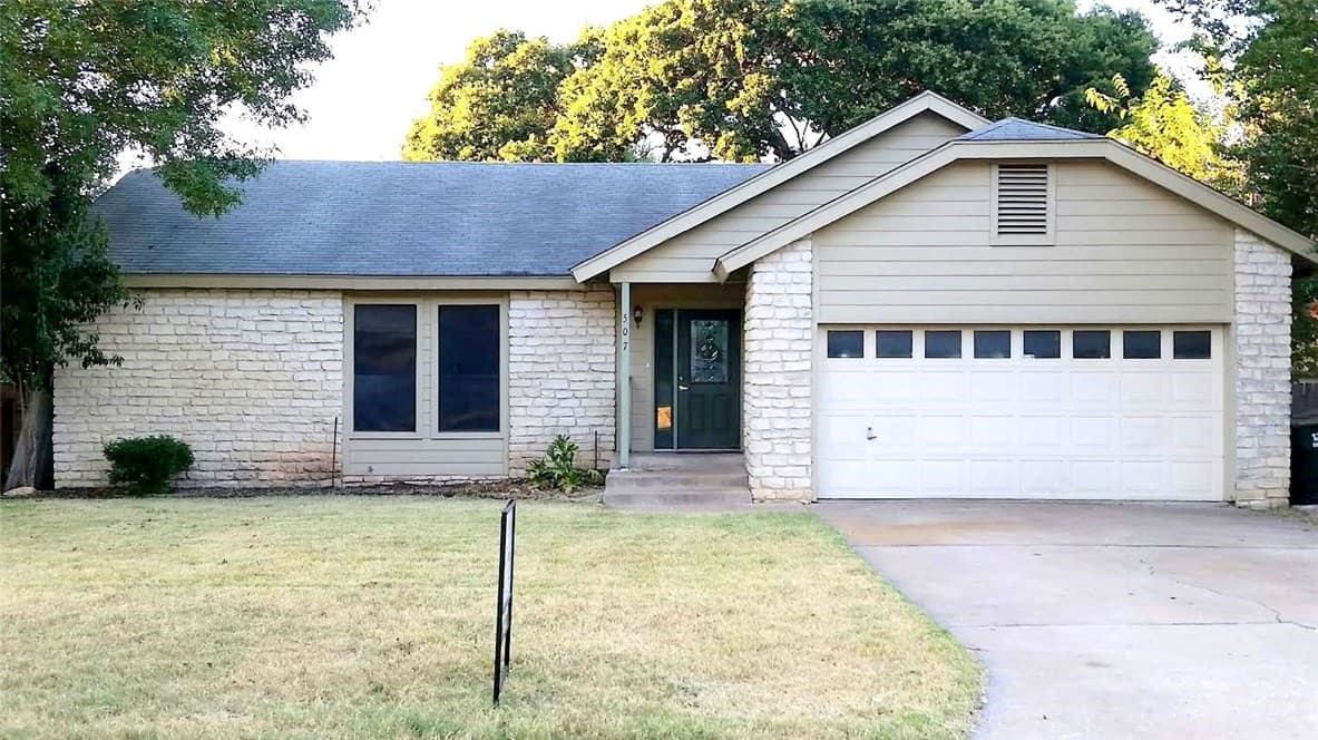 Main property image