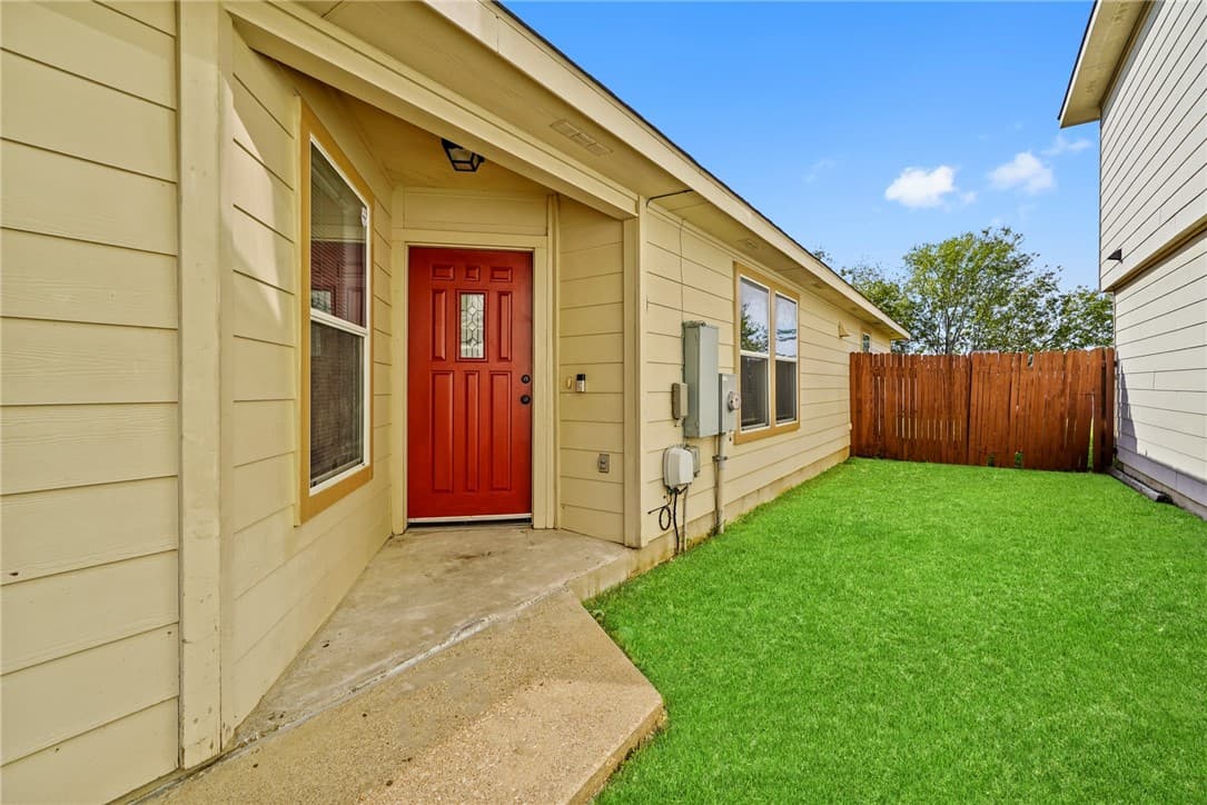 12533 La Paz Ln