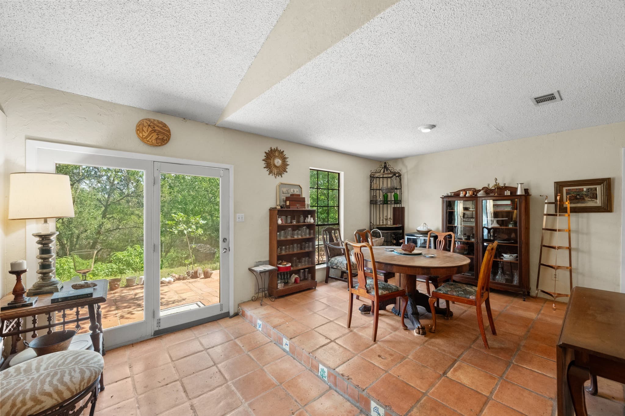 9820 Timber Ridge Pass