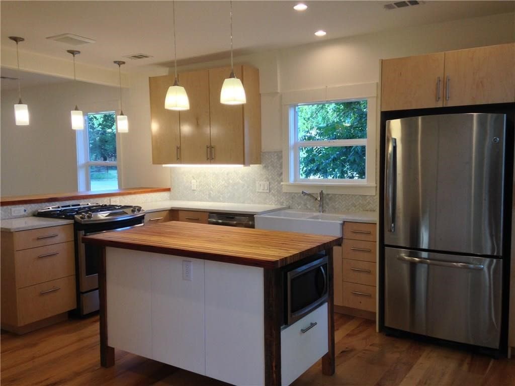 Gallery image 3