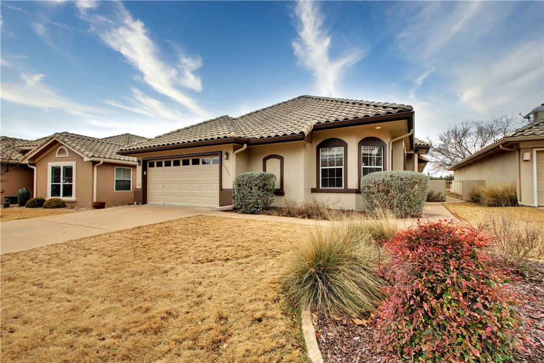 30201 Hacienda Ln