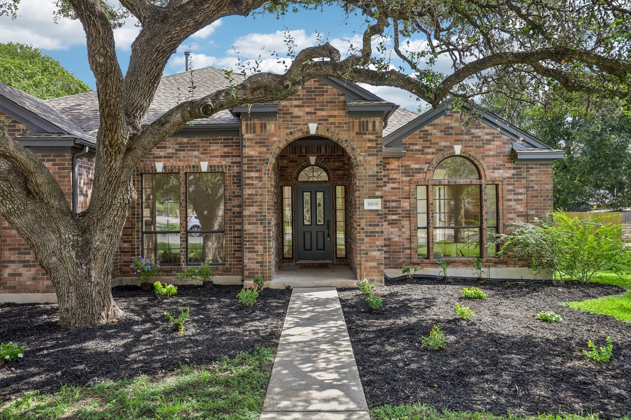 3808 Rocky Ford Dr