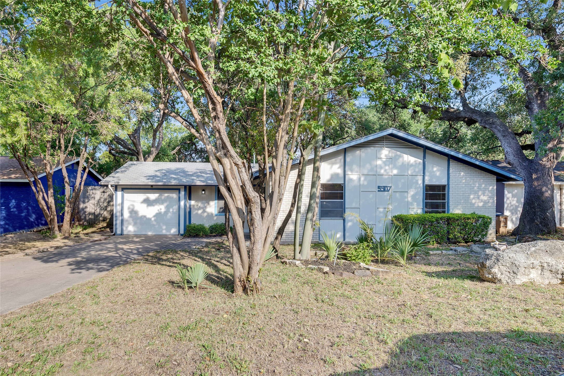 5507 Kings Hwy