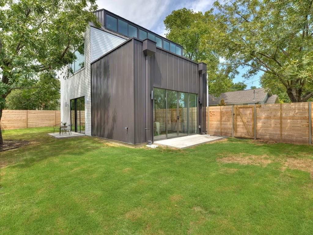 Gallery image 2