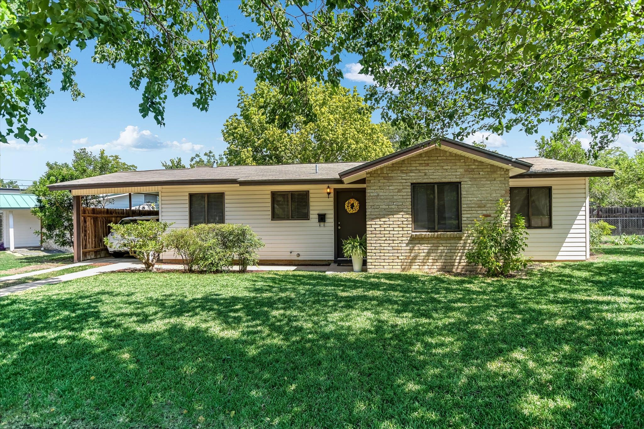 3000 Firwood Dr