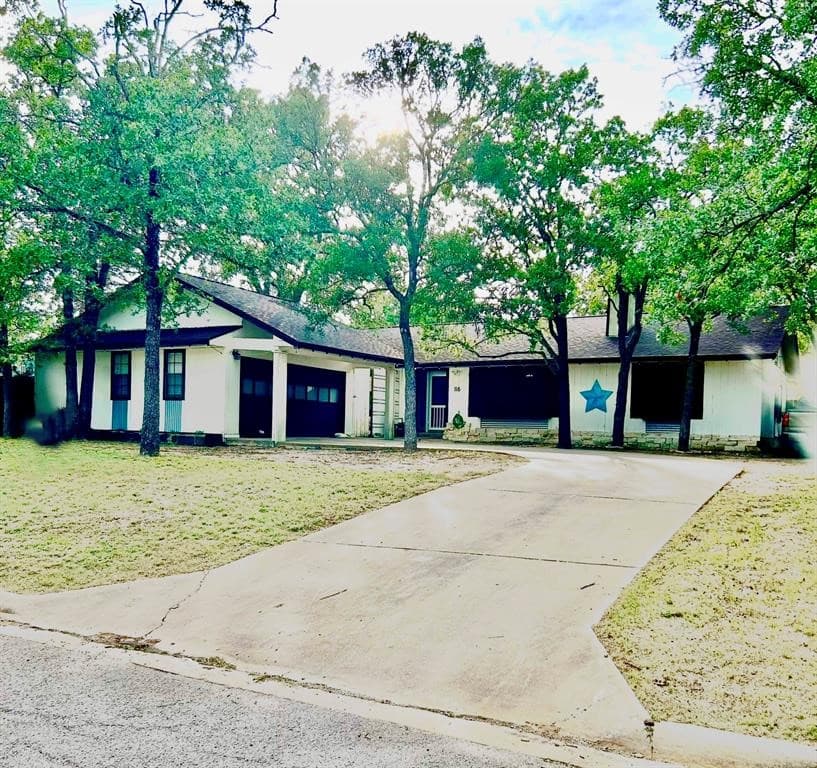 116 Live Oak Dr