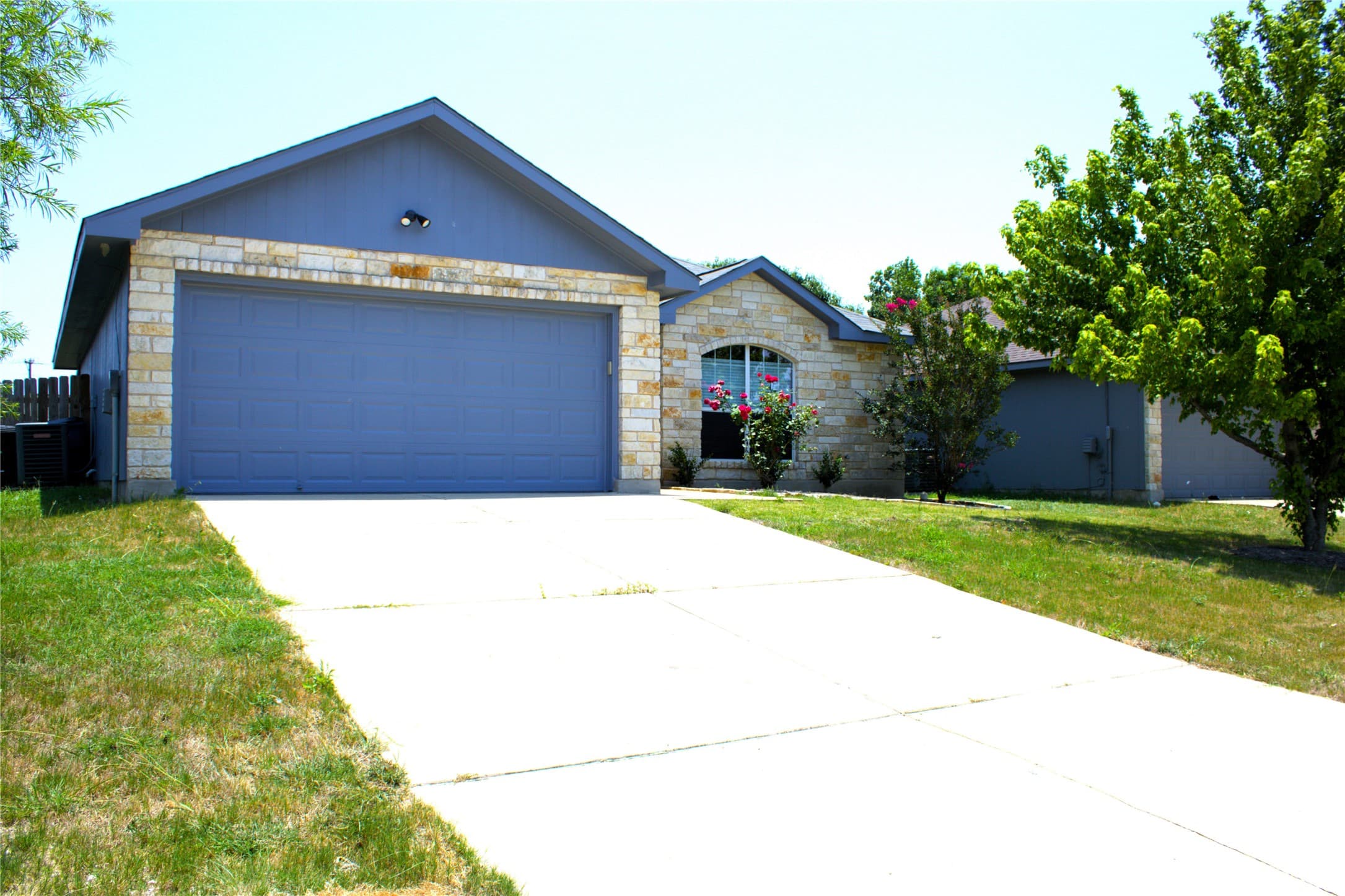 208 Moonstone Dr