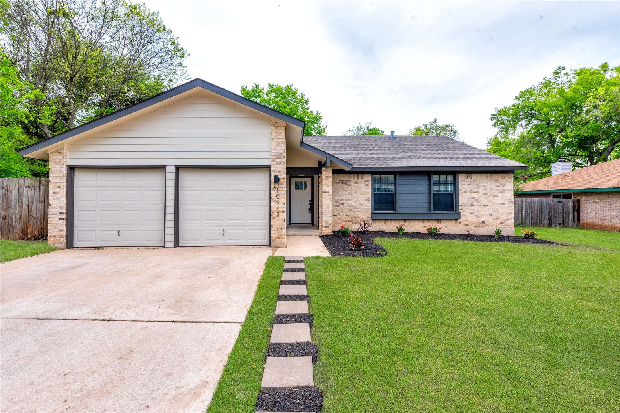 10912 Tall Oak Trl