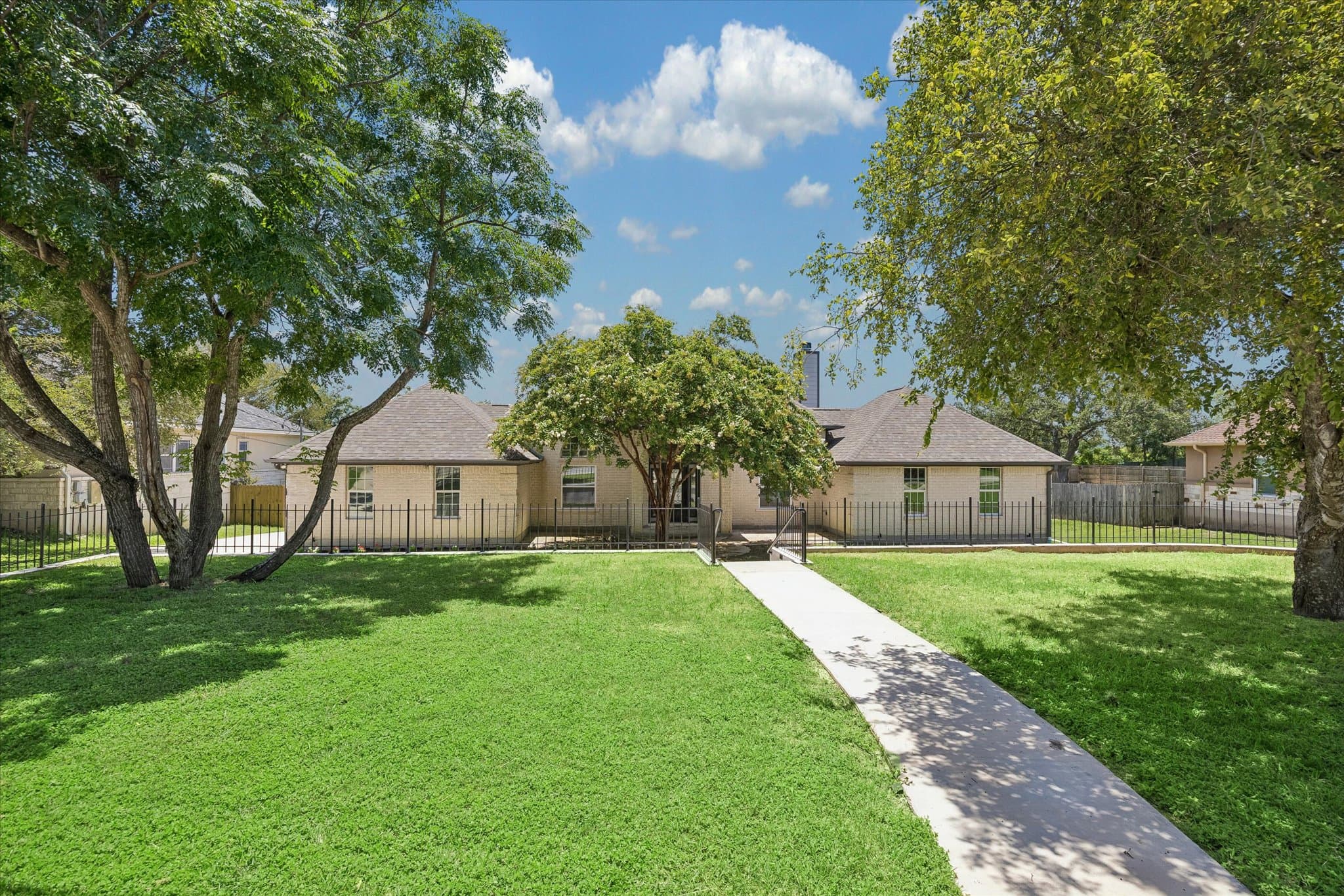 321 Quarry Springs Dr