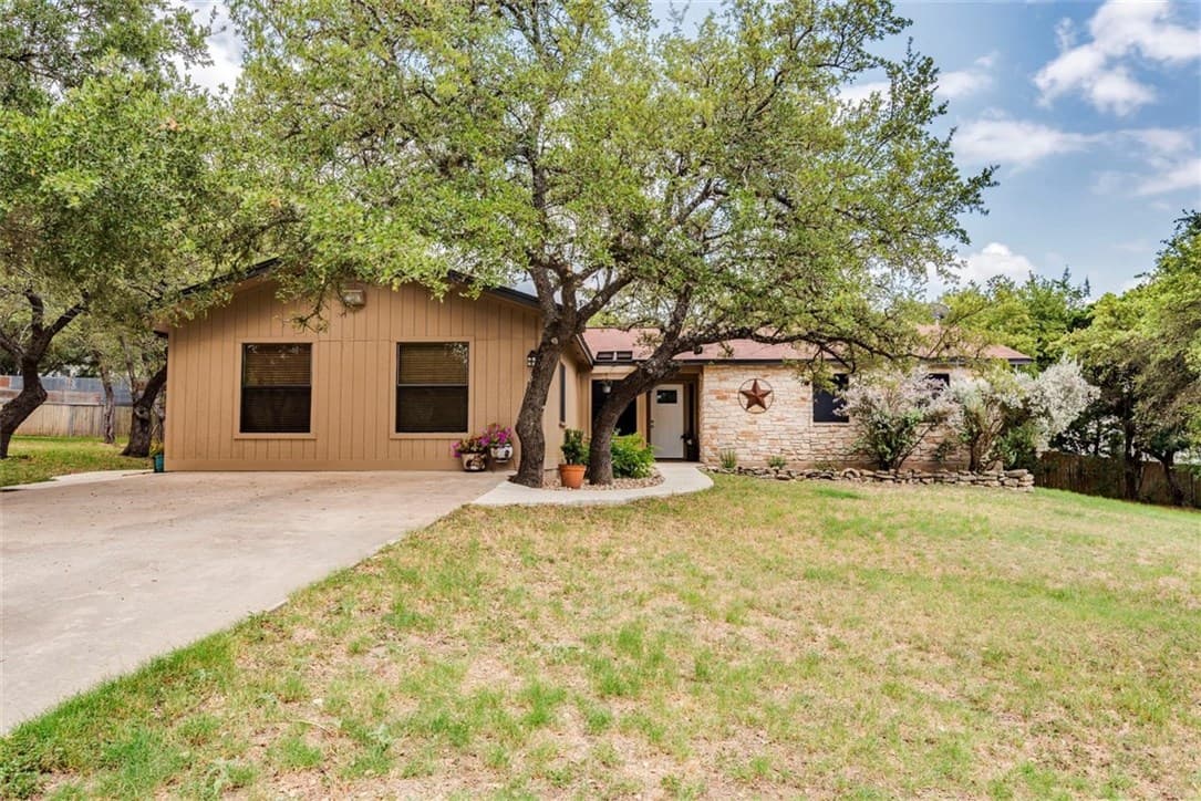 9909 George Hill Dr