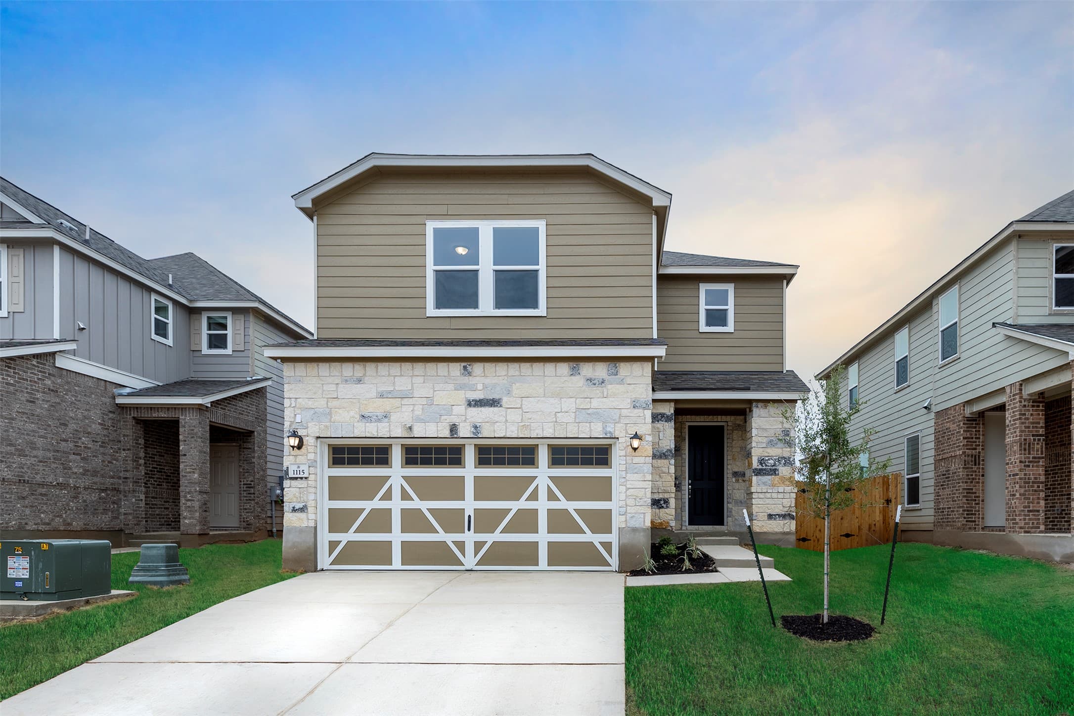 1115 Aronia Ln