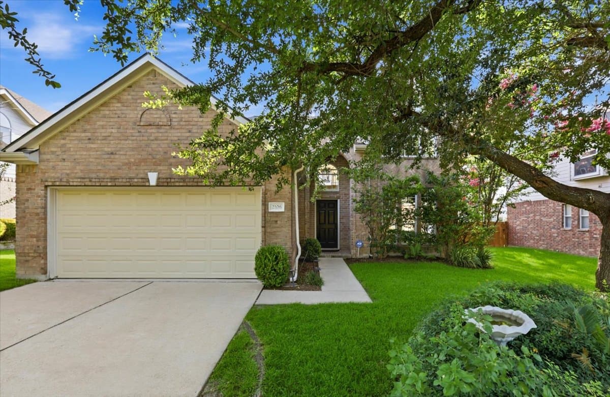 2106 Chalk Hill Cv
