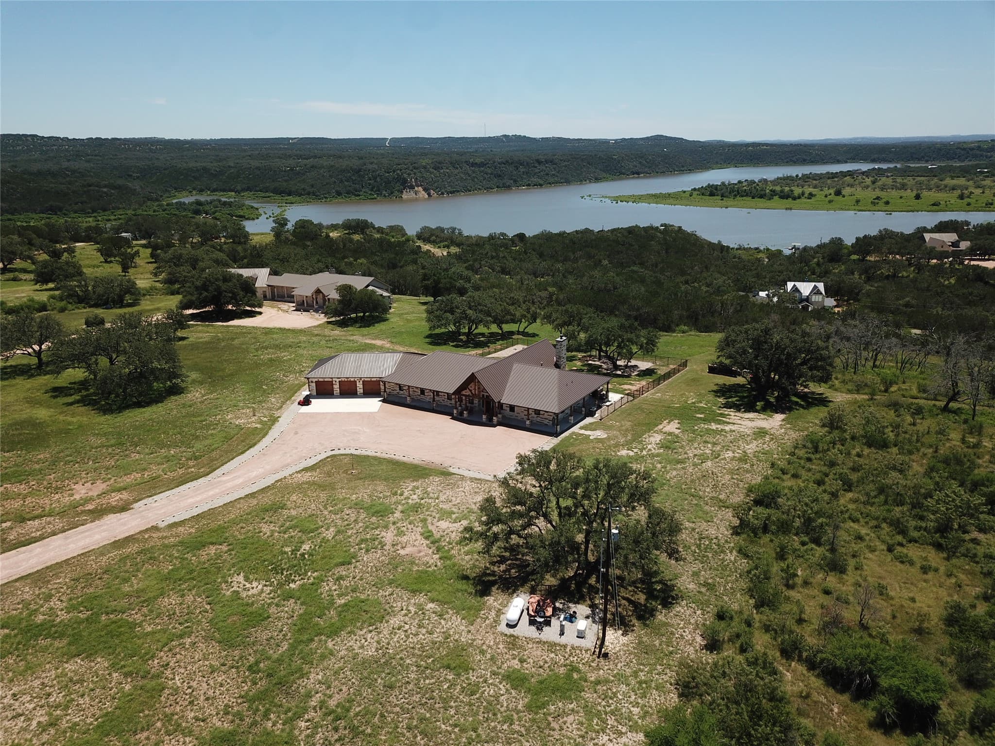 195 Chimney Cove Dr