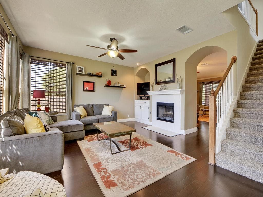 4457 Hunters Lodge Cv