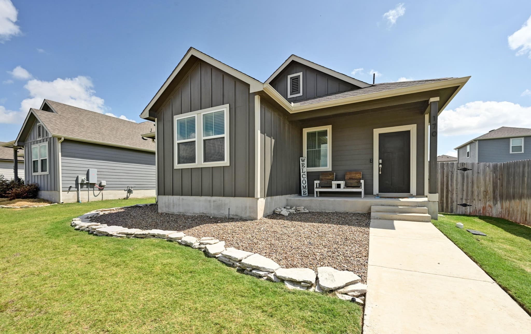 170 Banff Dr